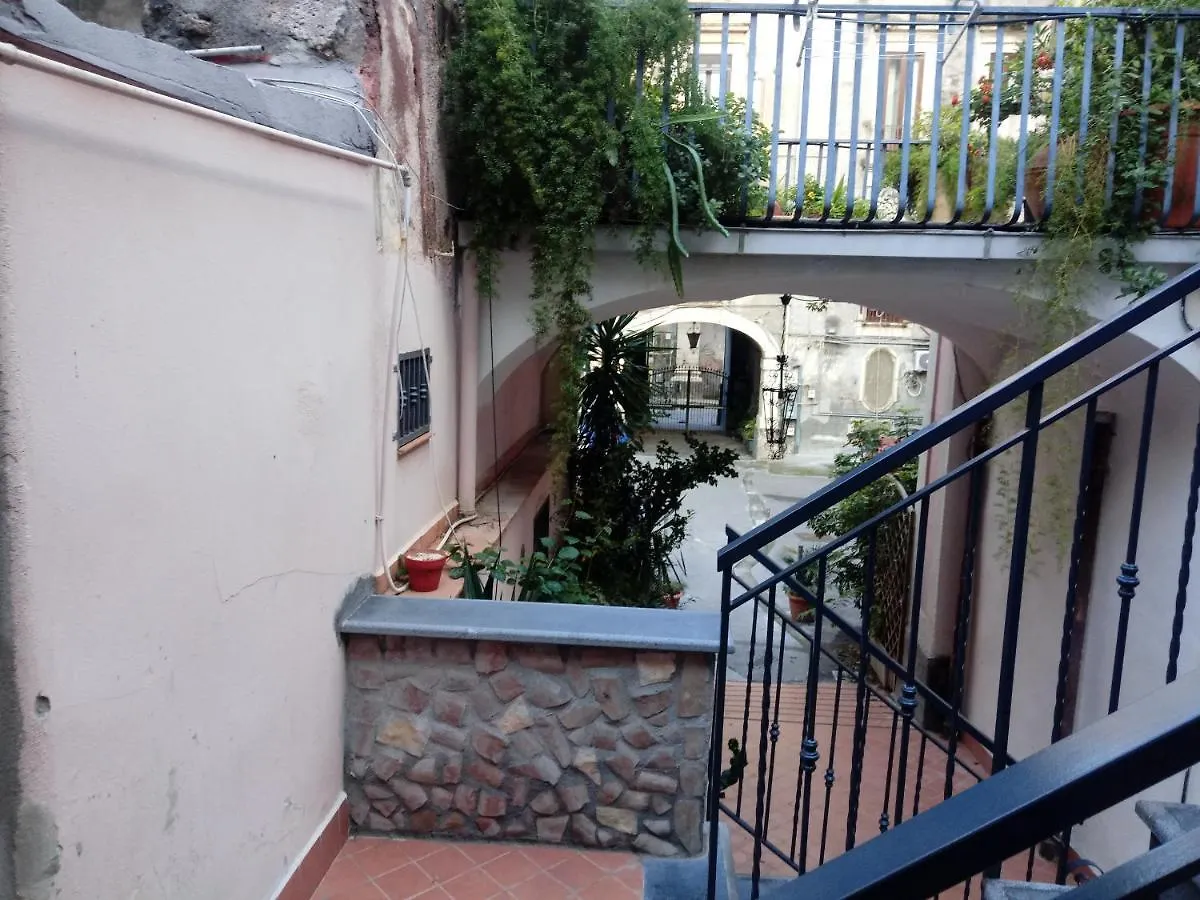 Trinacria Apartments Katánie 0*,  Itálie
